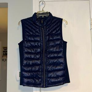 Gap puff vest